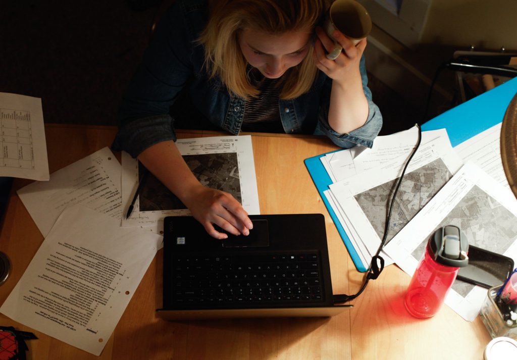 finishing her thesis, she used a computer program to plan and design a farm. “On average, between classes and research, I would say I spend 35 hours studying weekly,” she said.