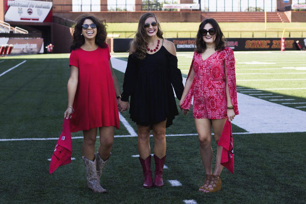 Louisville, Kentucky football game day fashion tips