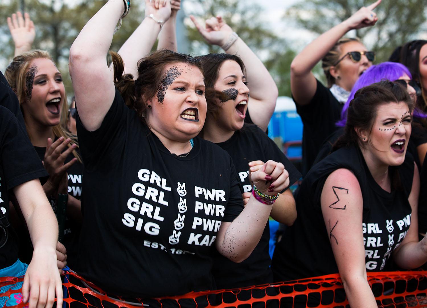 Greeks establish informal tailgating dress code – The Louisville