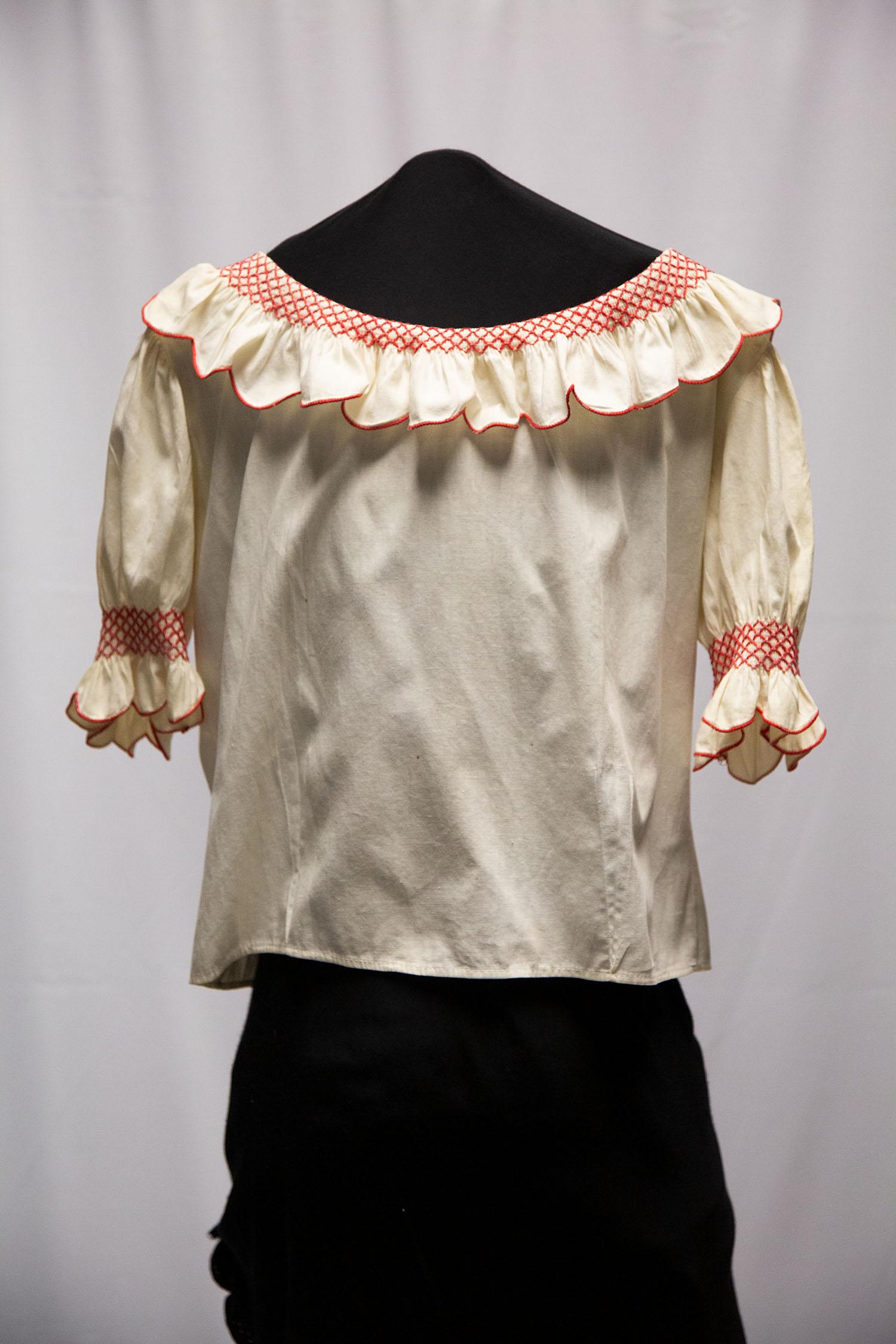 A modern take on the Kentucky Museum’s historic fashion items – Talisman