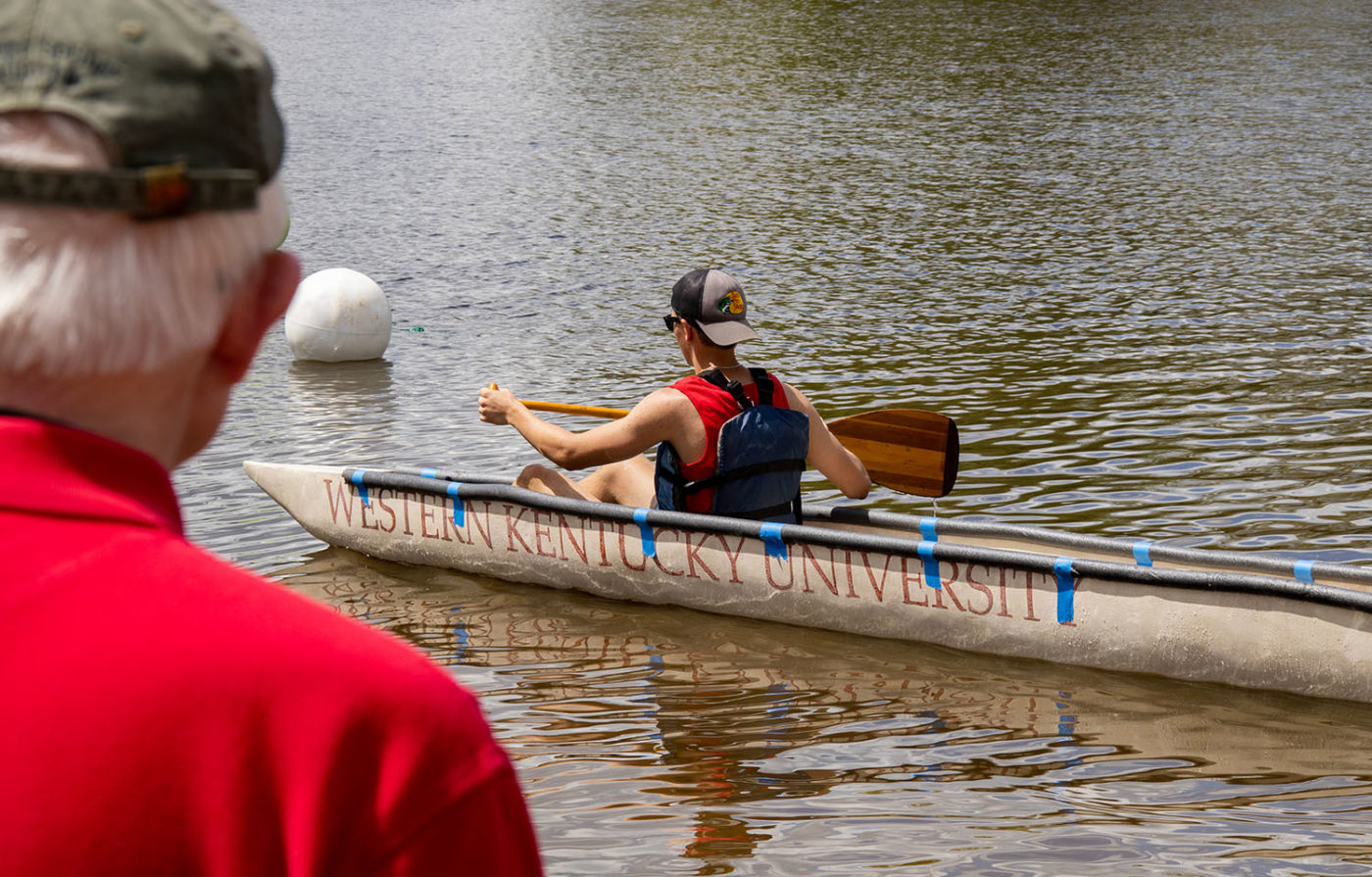 WKU’s concrete canoes win competition Talisman